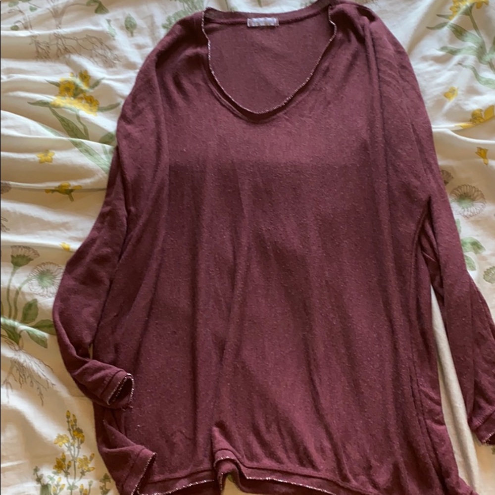 Maroon sweater